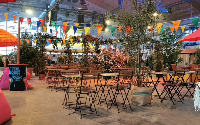 Eingerichtete Halle für den Erlebnistag.