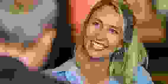 Portrait von Mirjam Fölmli, Senior Projektleiterin Events