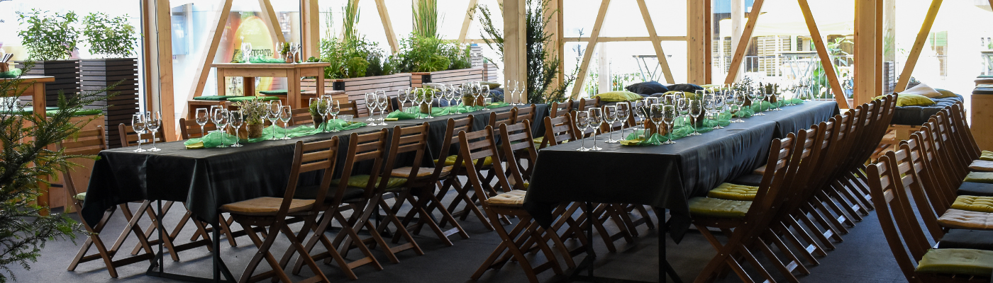 111 Jahre Jubiläum von IWW - Made in Willisau Jubiläumsanlass von Imprägnierwerk Willisau (IWW) zum Thema Holz und Wald, Galaabend in Holz-Quadrin