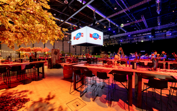 Bartische und -stühle