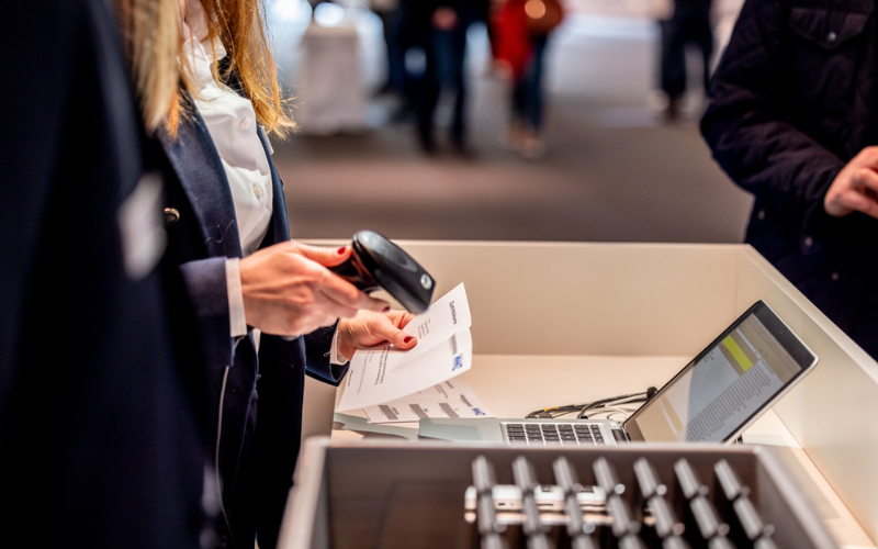 General meeting of WWZ AG in the Arena Admission to the AGM.