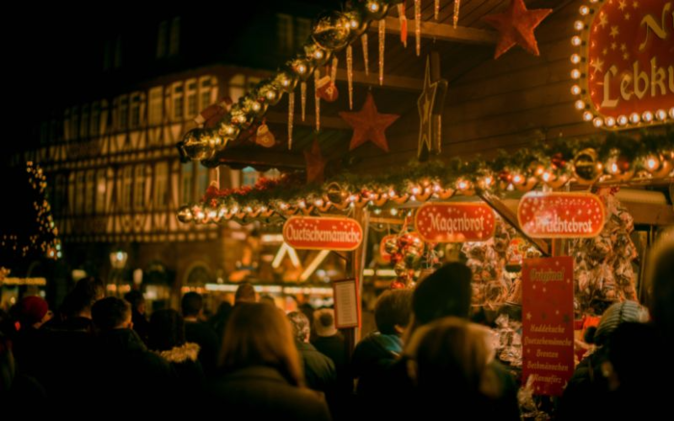 Symbholbild von einem Weihnachtsmarkt
