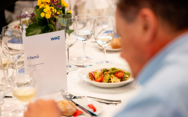 General meeting of WWZ AG in the Arena Menu following the WWZ AG AGM in the Bossardarena.