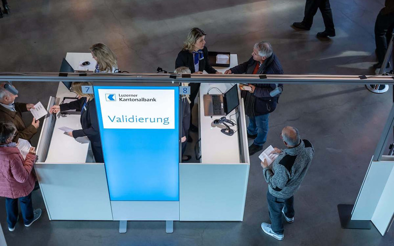 Generalversammlung Luzerner Kantonalbank Validierung bei der GV der LUKB.