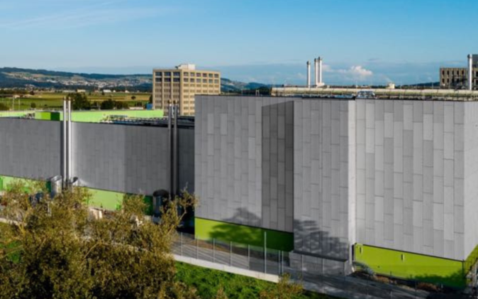  Das dritte Datacenter der Green Datacenter AG beim Einweihungsevent