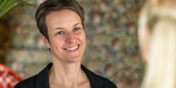 Portrait von Michèle Schwarz, Office Managerin Eventagentur Furrer Events
