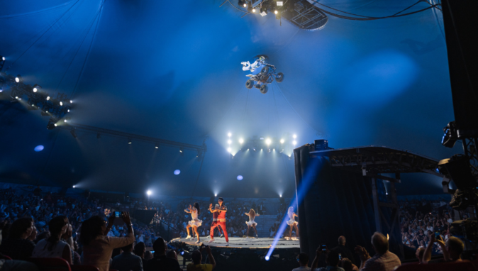 Mitarbeiteranlass Zirkus Manege im Zirkus