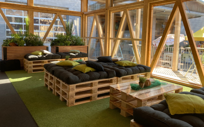 111 Jahre Jubiläum von IWW - Made in Willisau Jubiläumsanlass von Imprägnierwerk Willisau (IWW) zum Thema Holz und Wald, Galaabend in Holz-Quadrin