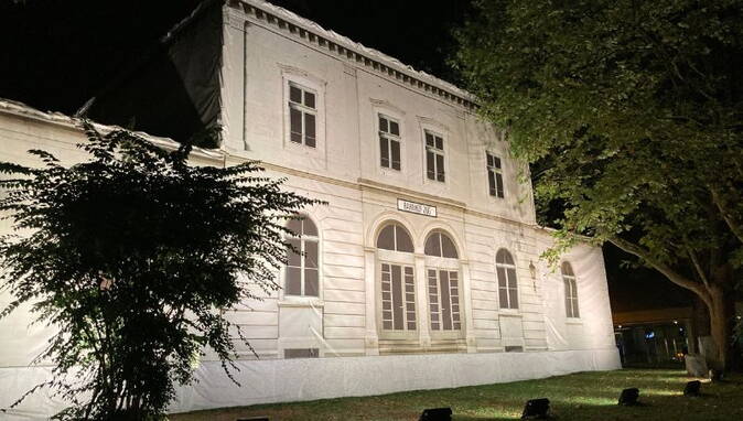 alter Bahnhof Zug Im Rahmen des ZugFäscht und des 125-Jahr-Jubiläum des Bahnknoten Zug wurde kurzerhand der Zuger Bahnhof von 1864 – 1897 nachgebaut.