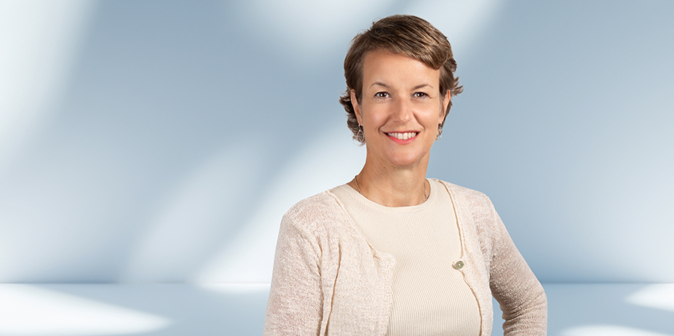 Portrait von Michèle Schwarz, Office Managerin